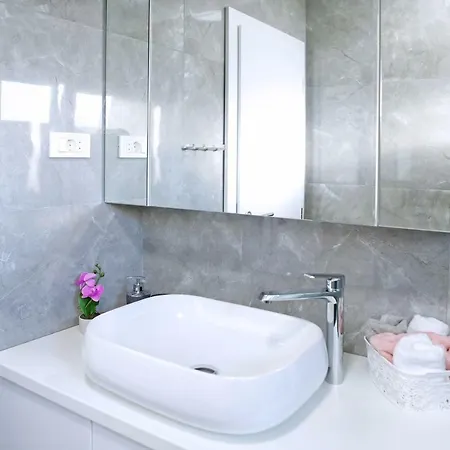 Grga-spacious 3-bedroom * 扎达尔